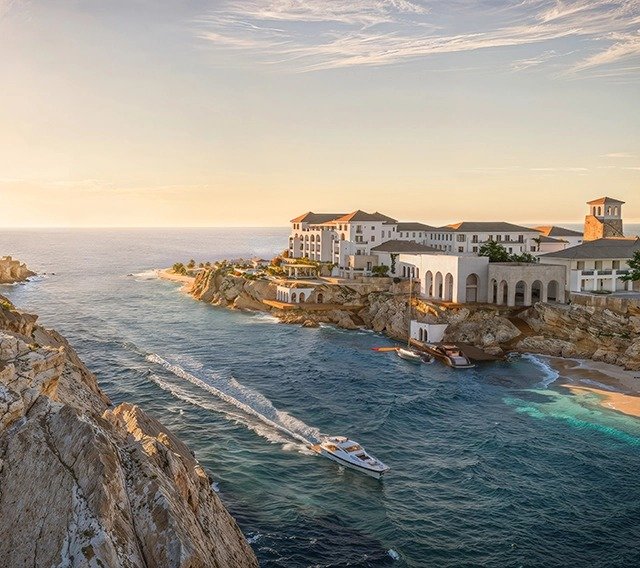 Sustainable boardwalk at Parklands showcasing landscaped trails, beachside cafés, and a walkable community set within Ras El Hekma’s coastal beauty.